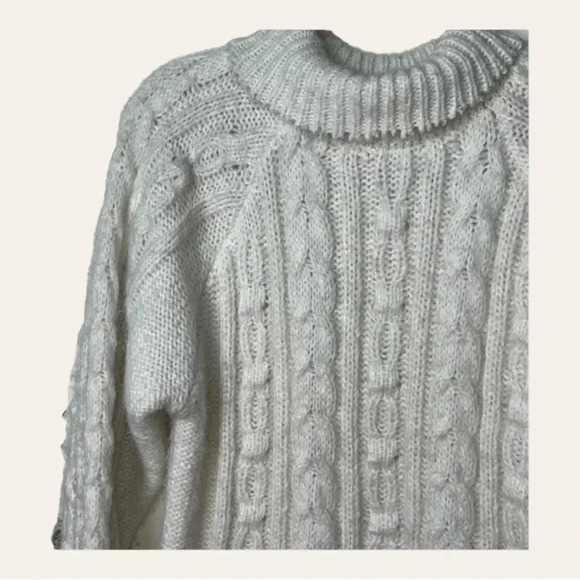 A NEW DAY TURTLE NECK SWEATER LONG SLEEVE CABLE KNITTED SIZE MEDIUM - Picture 4 of 12